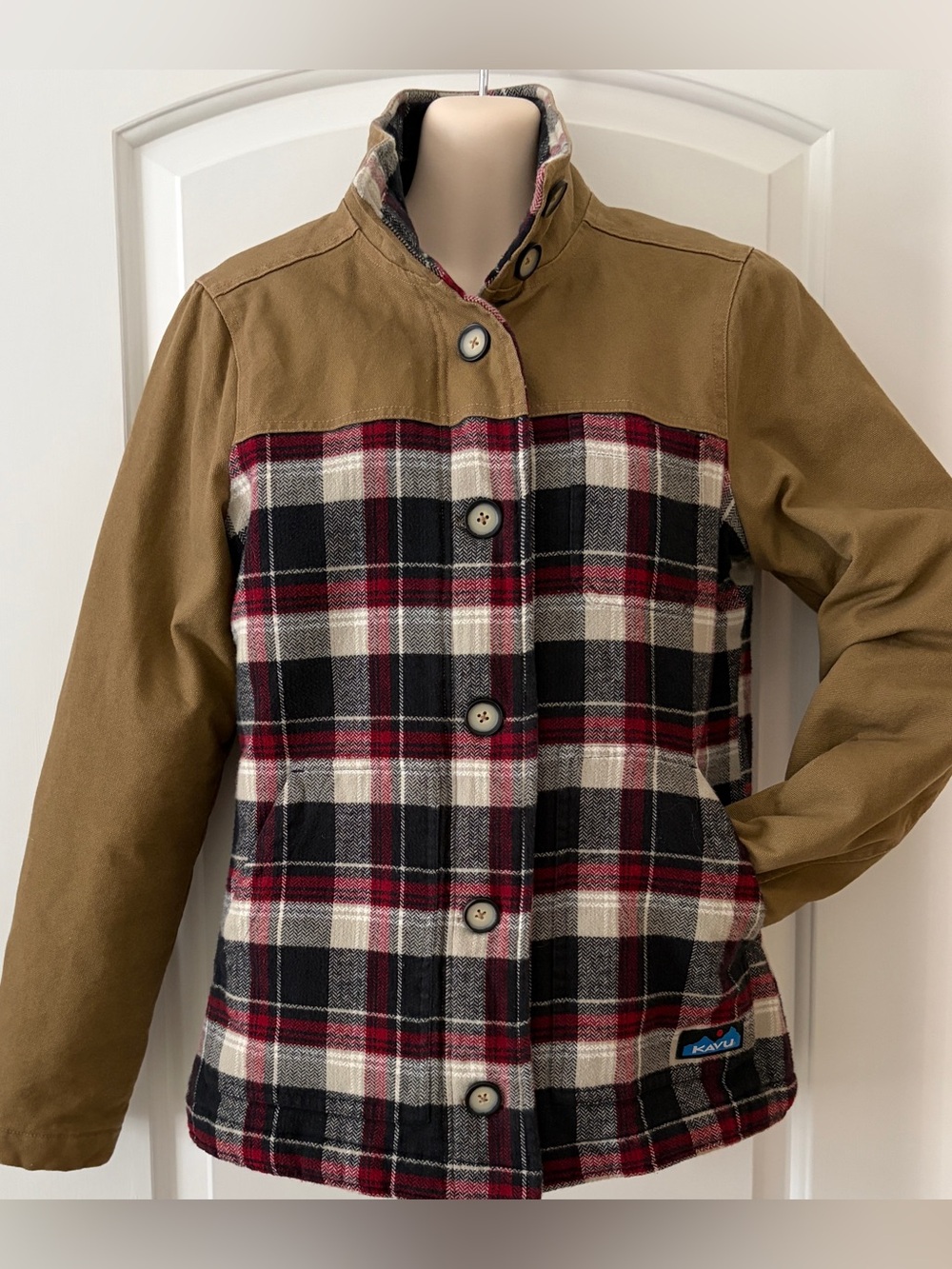 Kavu Highlands Barn Chore Jacket Red Plaid Flannel Insulated Gorpcore Sz S EUC